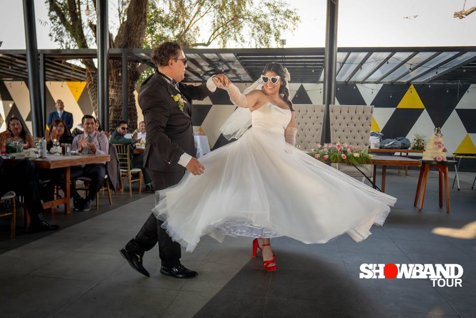couple dancing at wedding