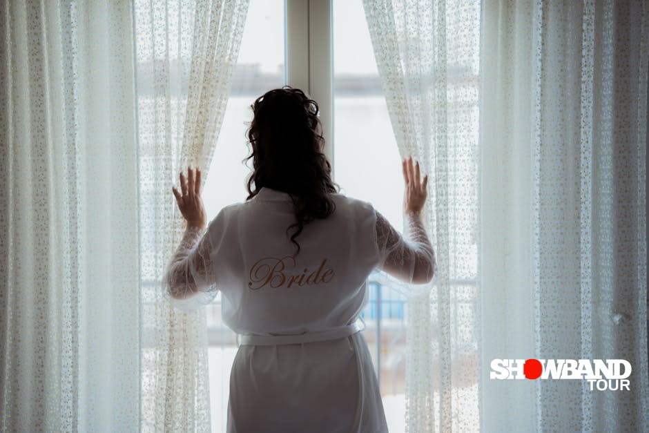 wedding preparation moments