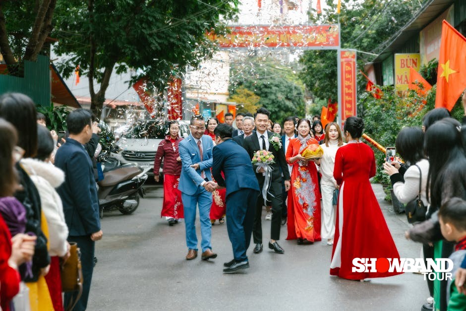 vibrant wedding colors