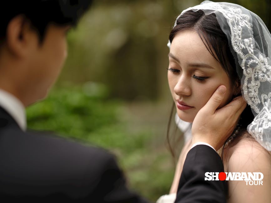 wedding emotional moments