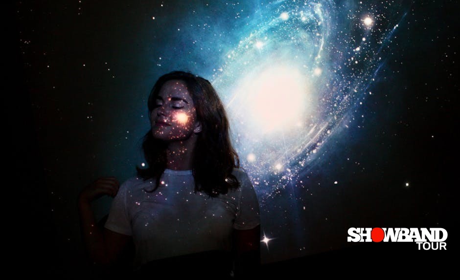 hologram show