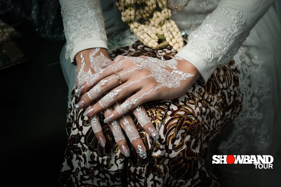 traditional henna ceremony