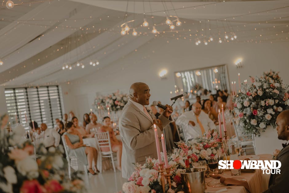 wedding atmosphere lighting