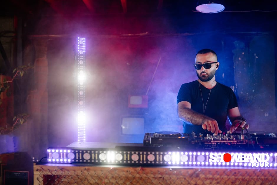 party event with DJ and host