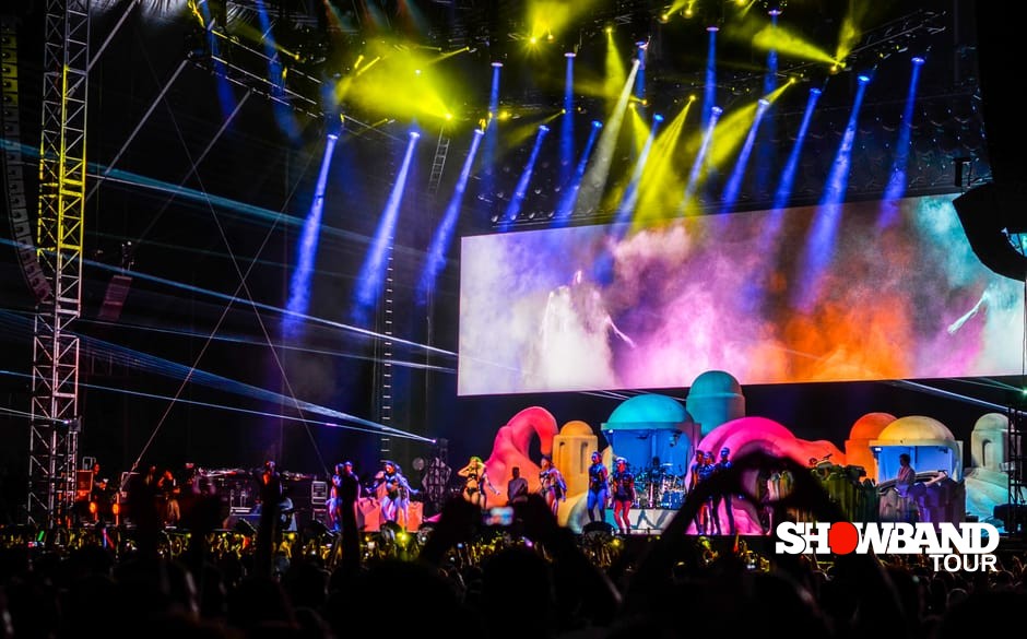 visual show performance